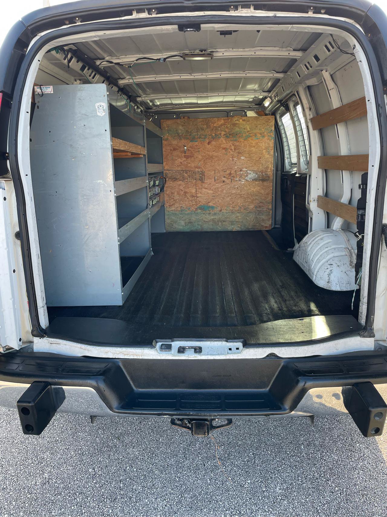 Used 2014 GMC Savana 2500 RWD image 27