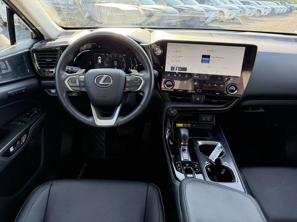 Used 2023 Lexus NX 350 AWD image 8