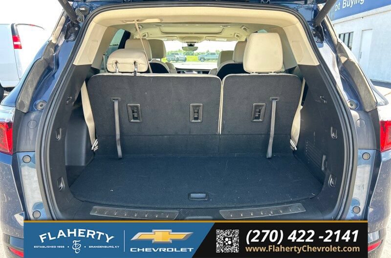 Used 2023 Buick Enclave Essence w/ Experience Buick Package FWD image 7
