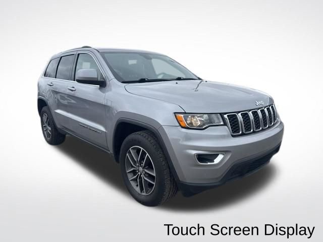 Used 2018 Jeep Grand Cherokee Laredo AWD/4WD image 4