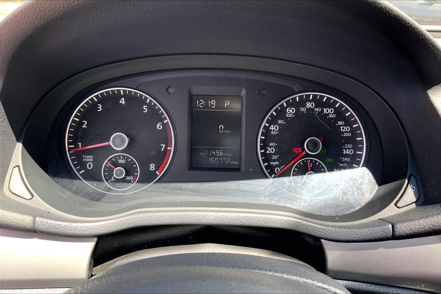 Used 2014 Volkswagen Passat 1.8T S FWD image 25
