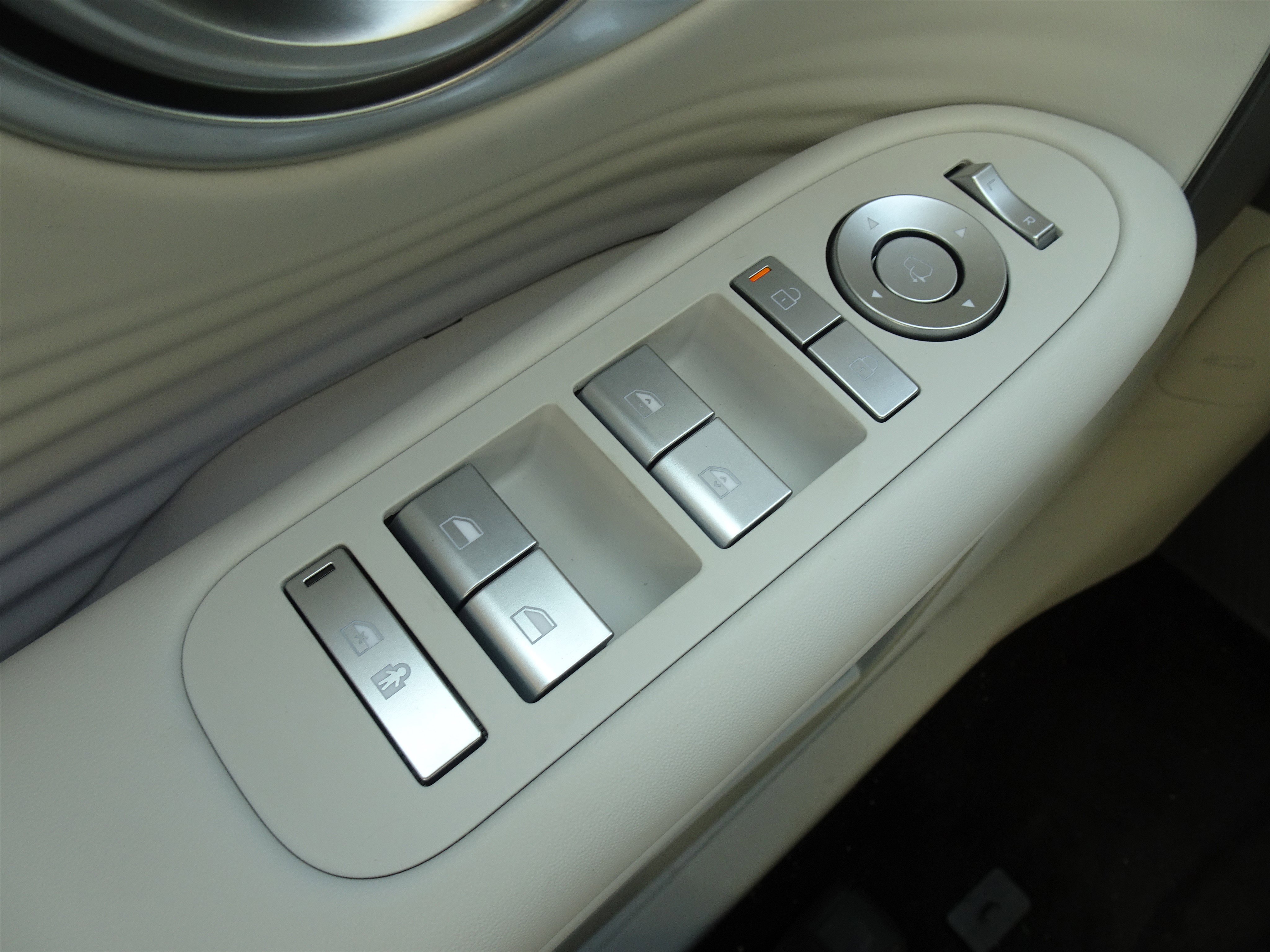 New 2026 Hyundai Ioniq 9 SEL image 19