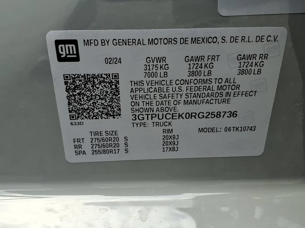 Certified 2024 GMC Sierra 1500 Elevation w/ LPO, Elevation Black Package AWD/4WD image 31