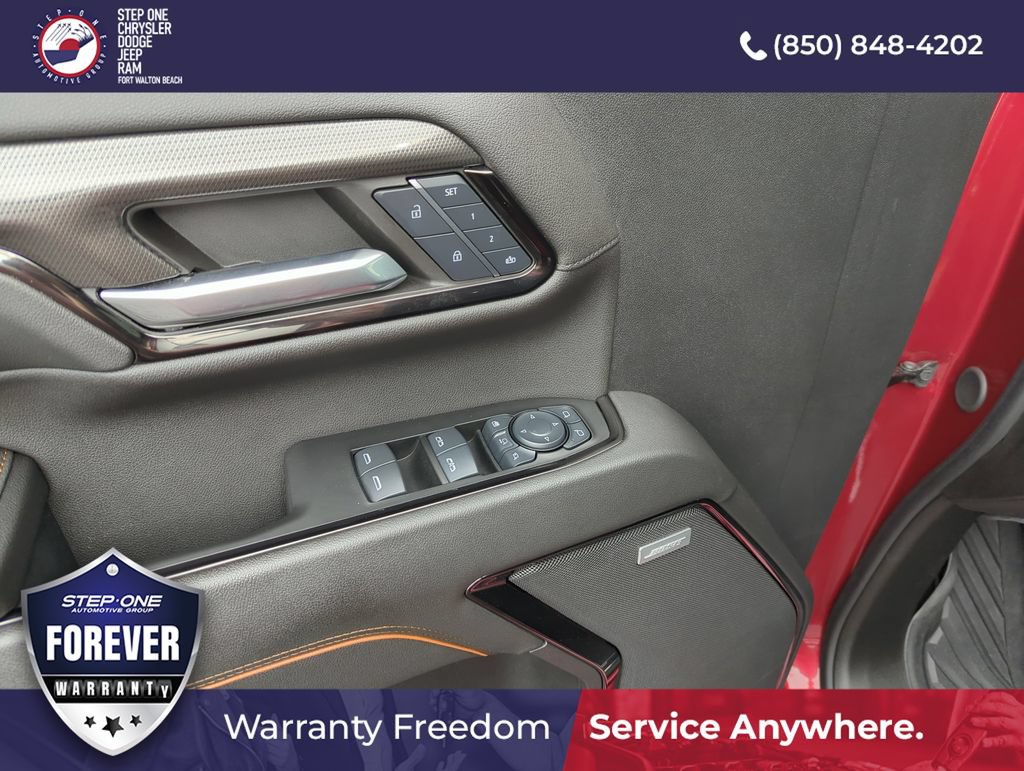 Used 2024 GMC Sierra 2500 AT4 w/ Technology Package AWD/4WD image 18