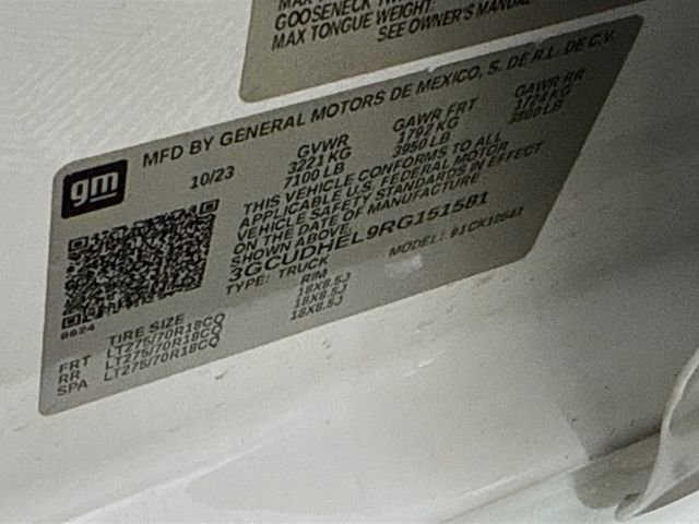 Used 2024 Chevrolet Silverado 1500 ZR2 w/ Technology Package image 37