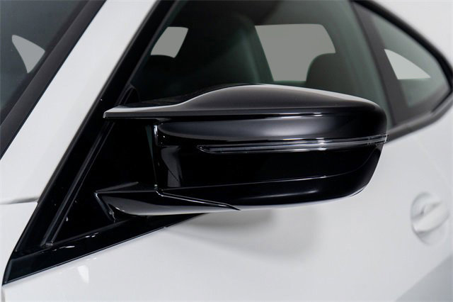 Used 2025 BMW M4 Coupe image 28