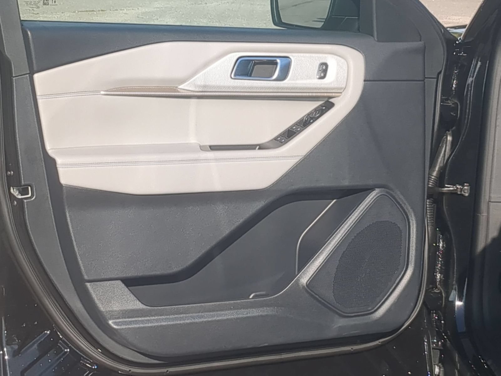 New 2027 Ford Explorer Active AWD/4WD image 11