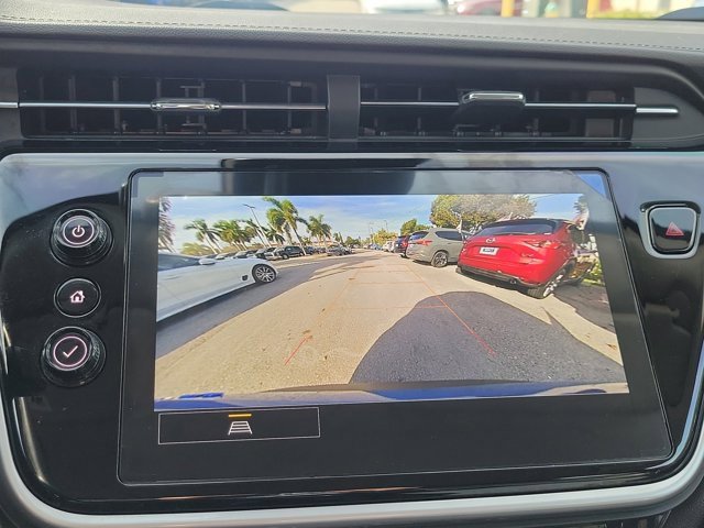 Used 2022 Chevrolet Bolt EUV LT w/ Convenience Package image 25