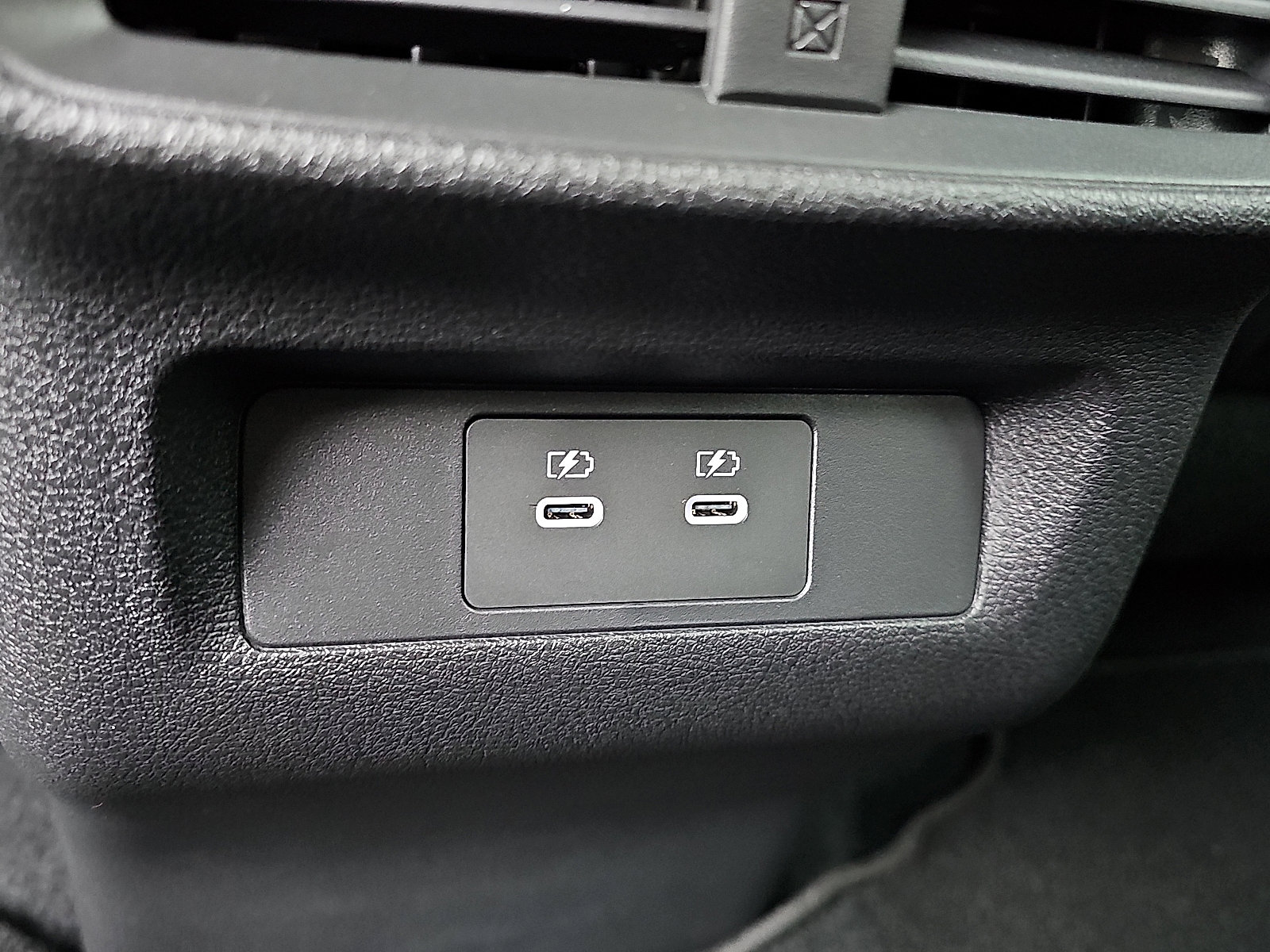 Certified 2025 Nissan Murano SV image 11