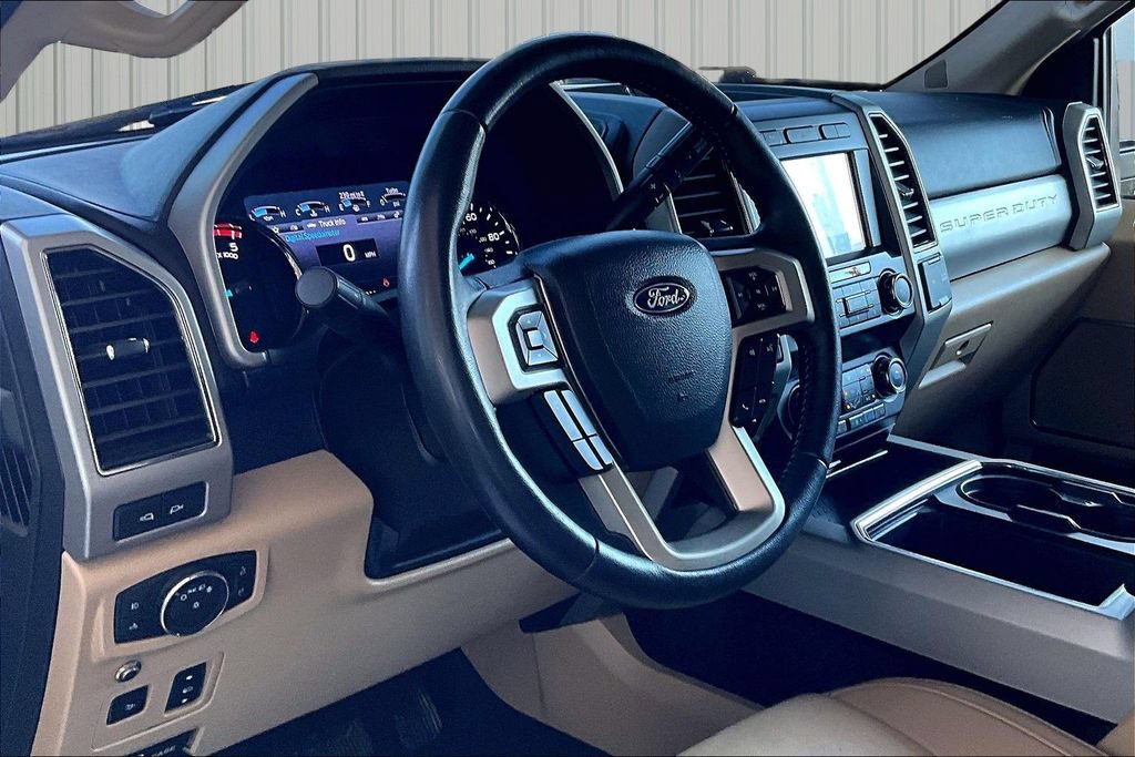 Used 2021 Ford F350 Lariat w/ Lariat Ultimate Package AWD/4WD image 4