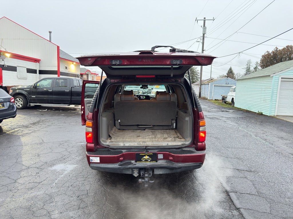 Used 2001 GMC Yukon XL Denali image 14