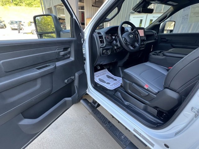 New 2026 RAM 5500 Tradesman image 9