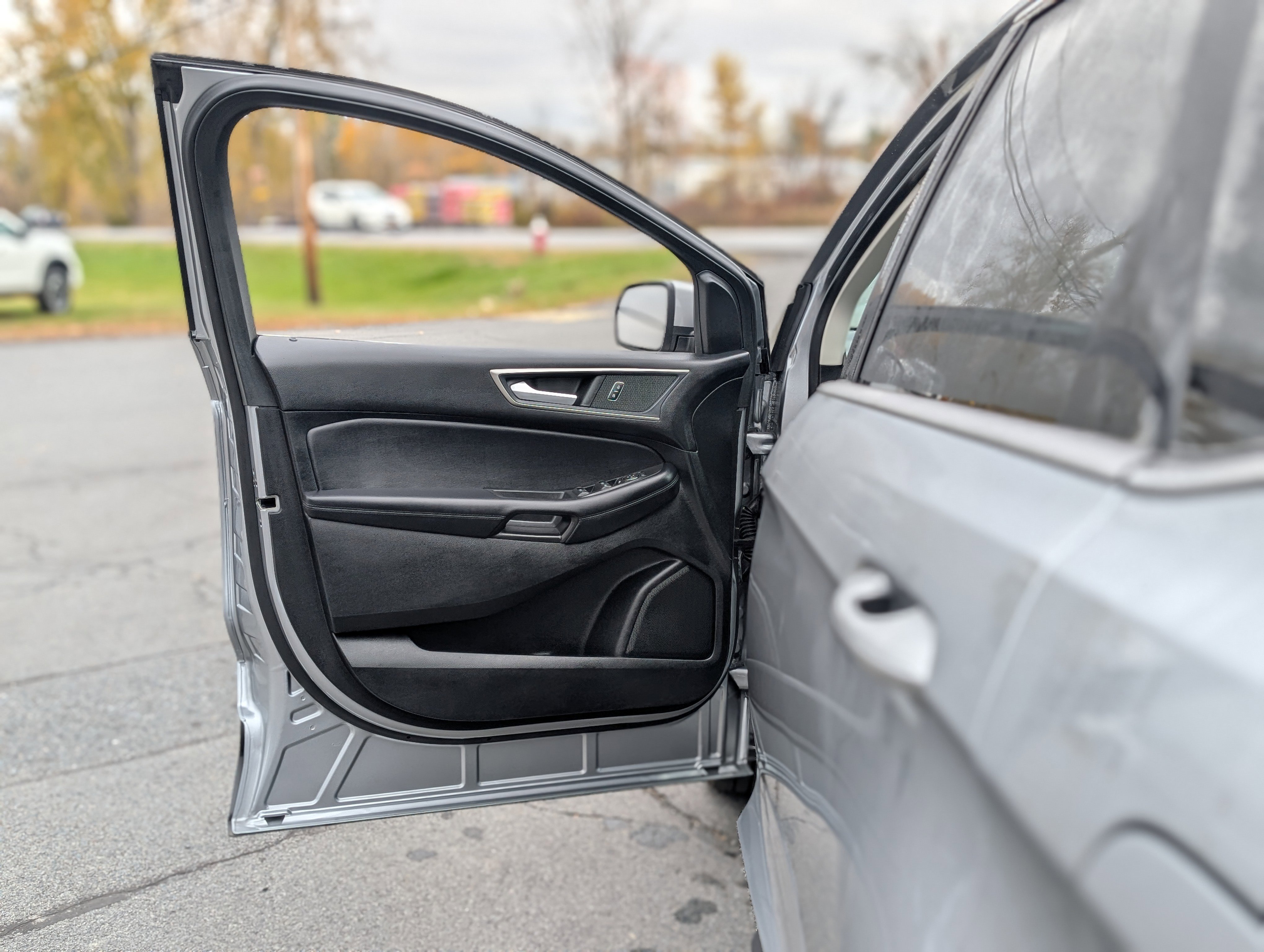 Used 2022 Ford Edge SEL w/ Convenience Package image 28