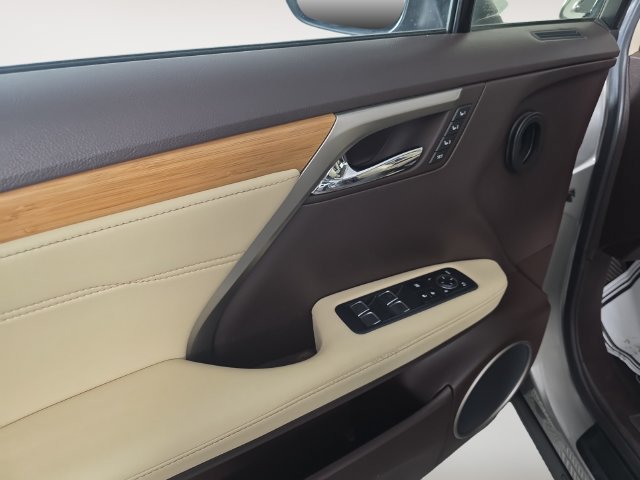 Used 2019 Lexus RX 350L AWD image 10