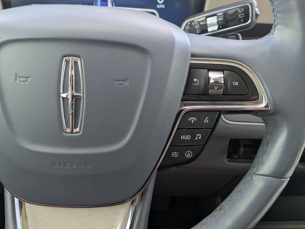 Used 2023 Lincoln Navigator L Black Label AWD/4WD image 16