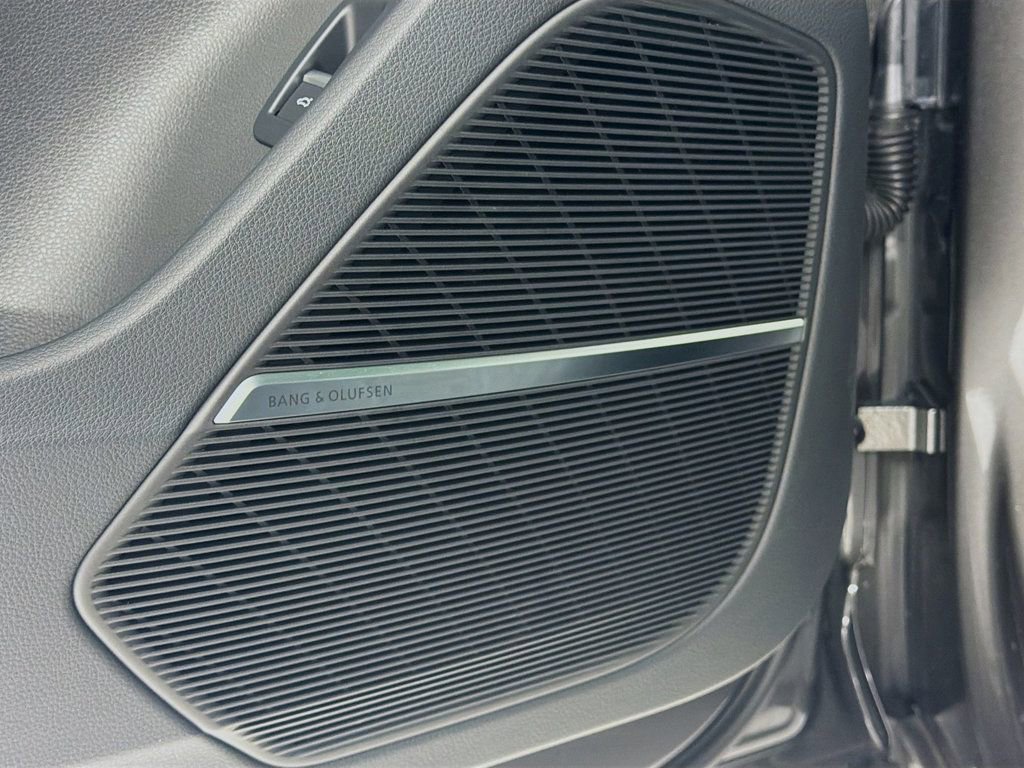 Certified 2025 Audi Q7 2.0T Premium w/ Convenience Plus Package image 20