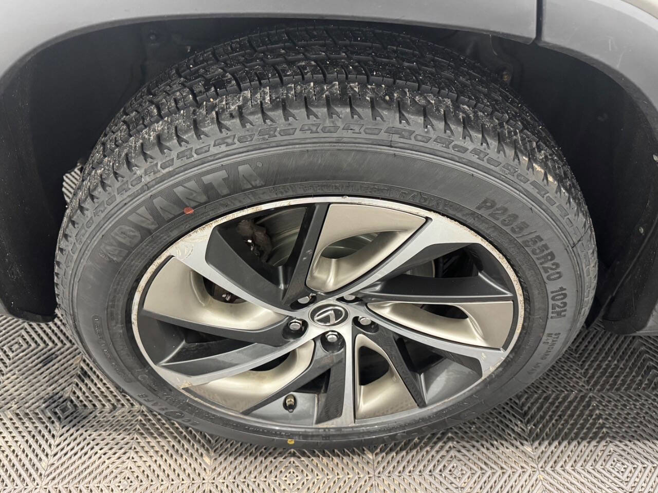 Used 2018 Lexus RX 450hL Luxury w/ Accessory Package image 50