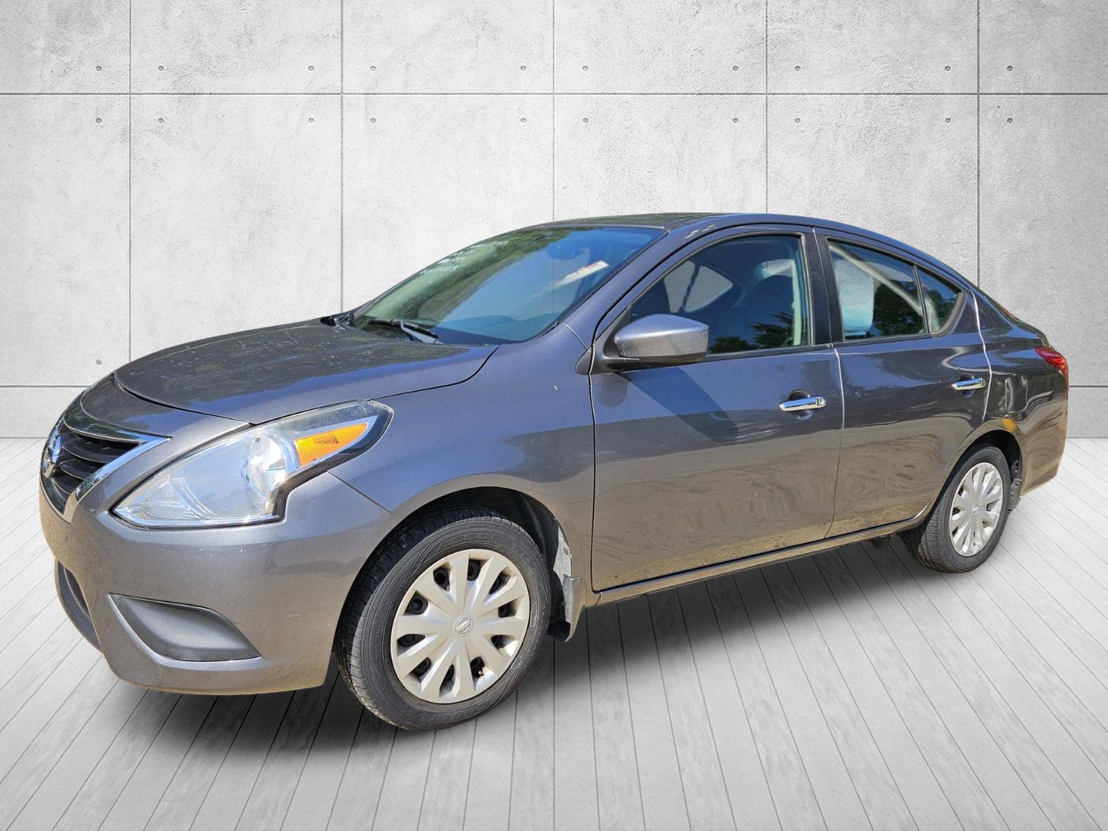 Used 2019 Nissan Versa SV FWD image 6