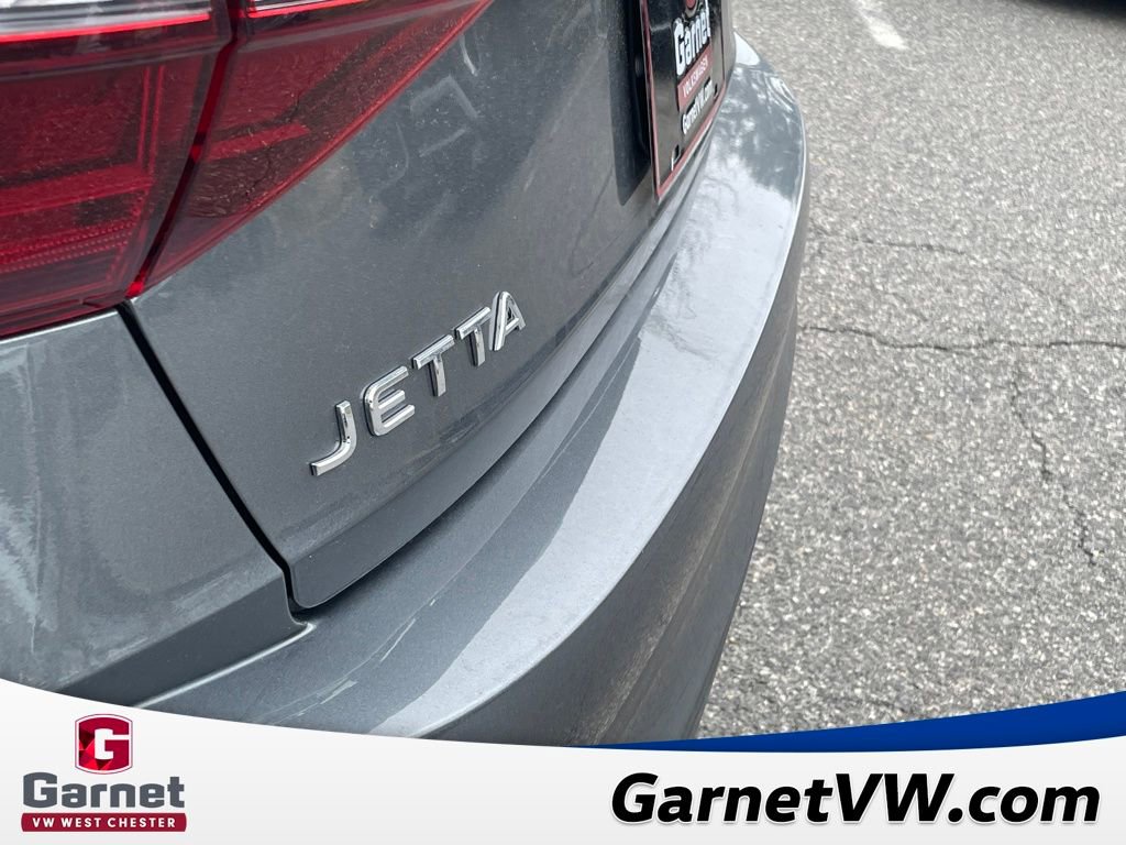 Used 2024 Volkswagen Jetta Sport image 16