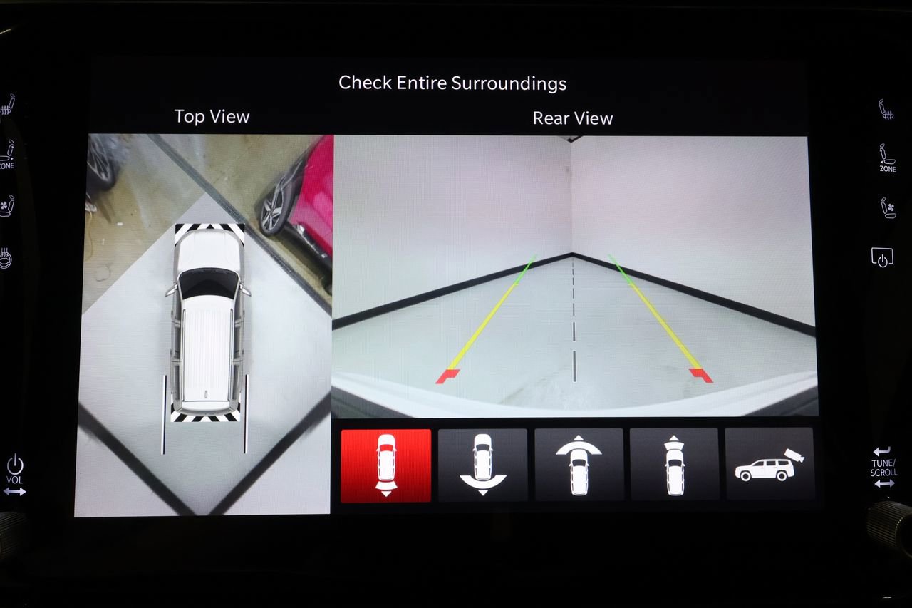 Used 2023 Jeep Grand Wagoneer Series II image 15