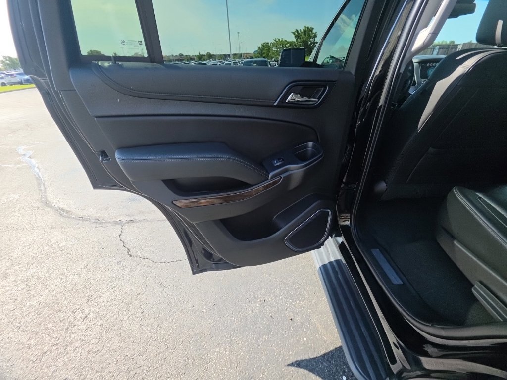 Used 2019 Chevrolet Tahoe LT AWD/4WD image 25