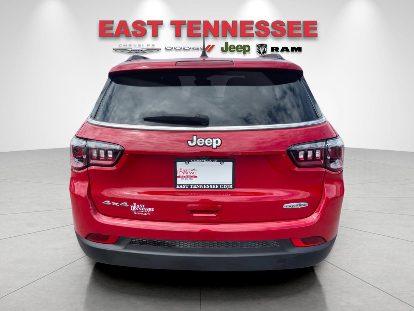 Used 2023 Jeep Compass Latitude image 4