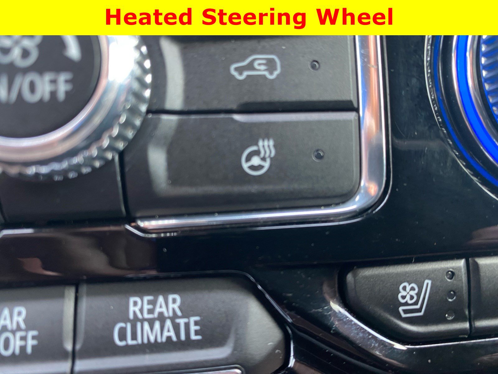 Used 2023 GMC Yukon XL Denali Ultimate w/ LPO, Floor Liner Package AWD/4WD image 45