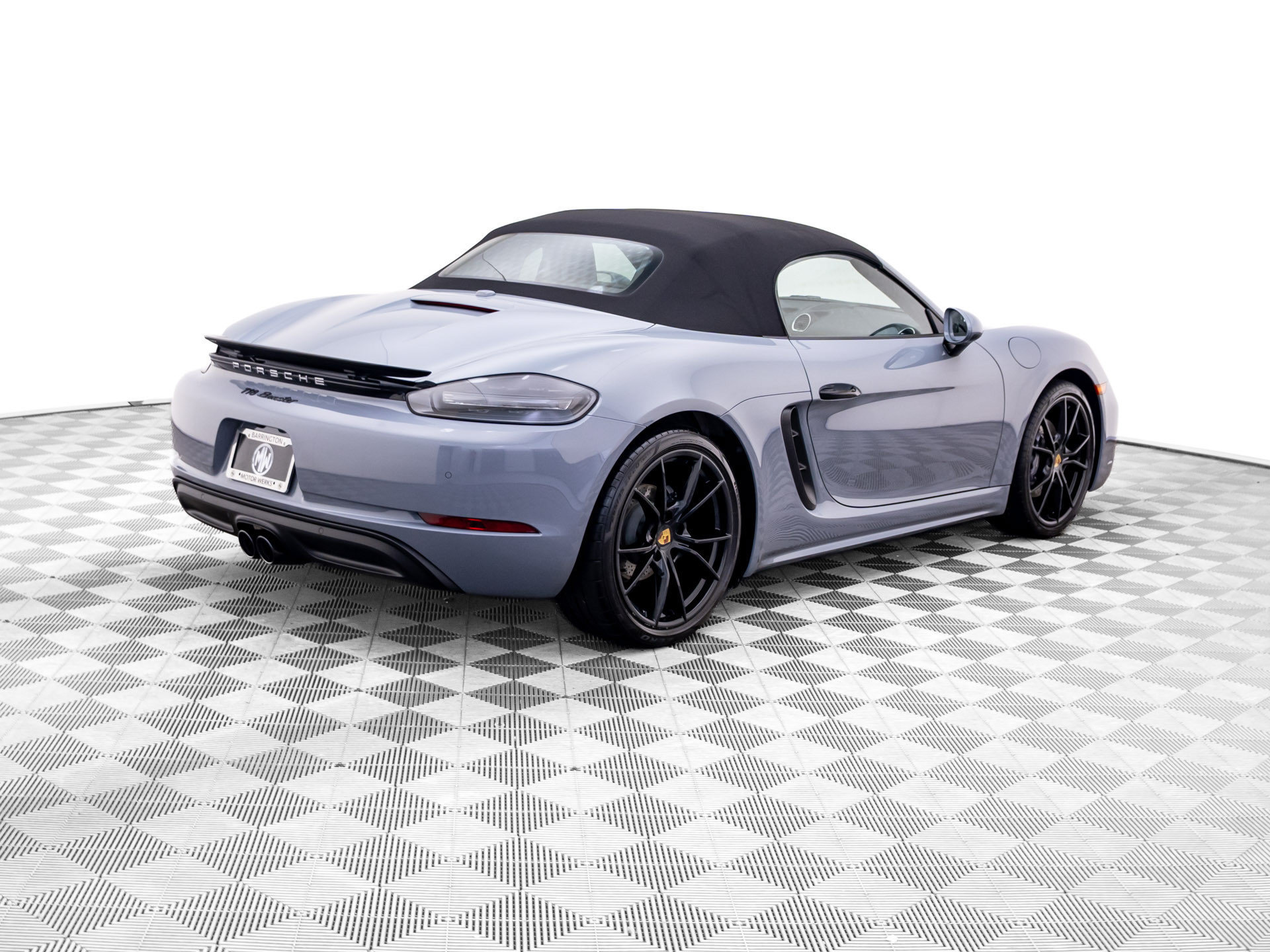 Certified 2024 Porsche 718 Boxster RWD image 8