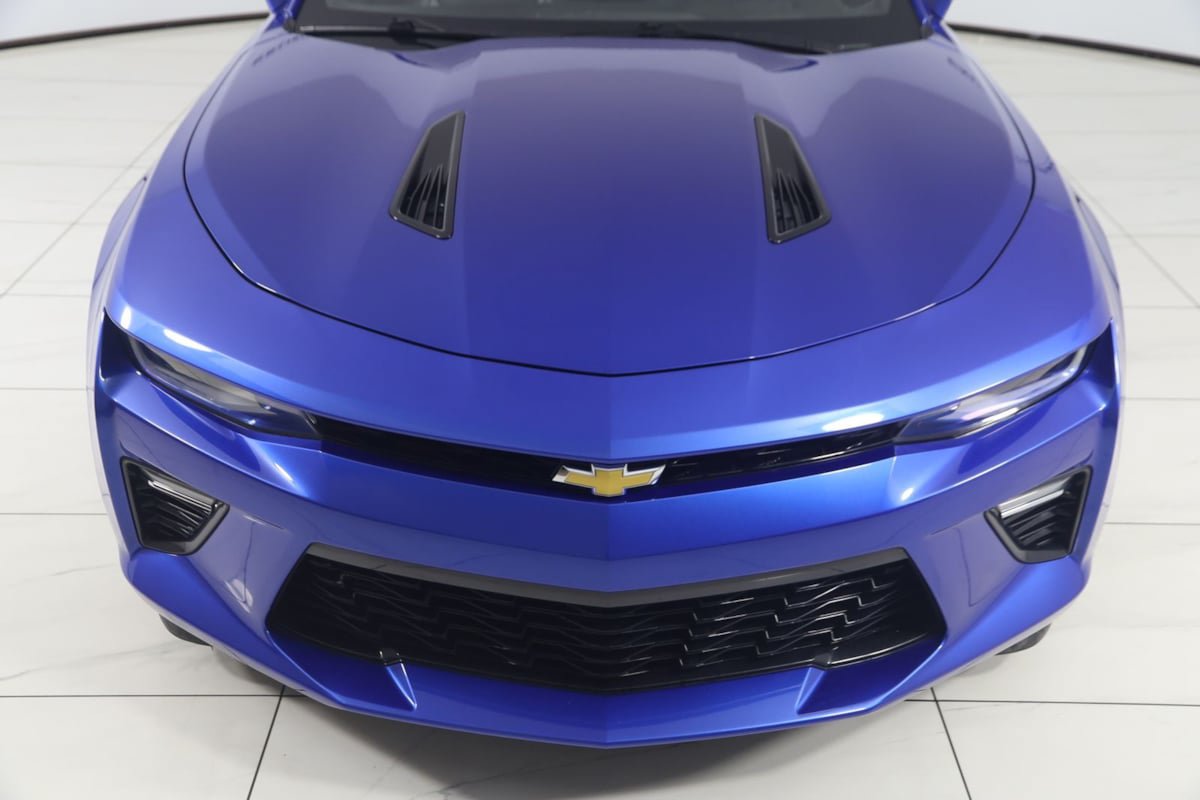 Used 2018 Chevrolet Camaro SS RWD image 68