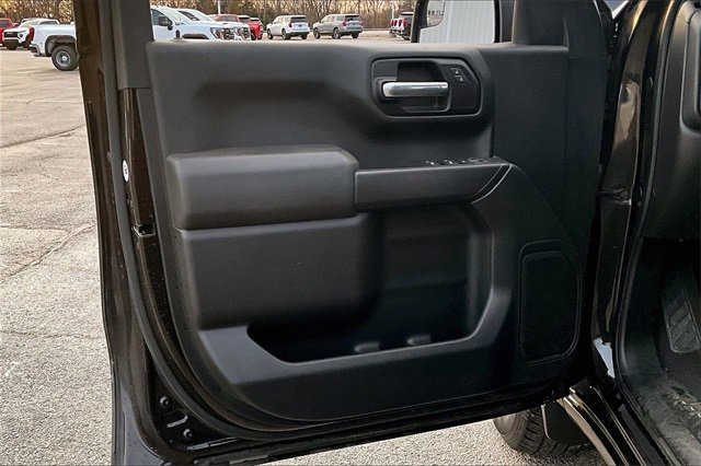 Used 2019 Chevrolet Silverado 1500 Custom image 21