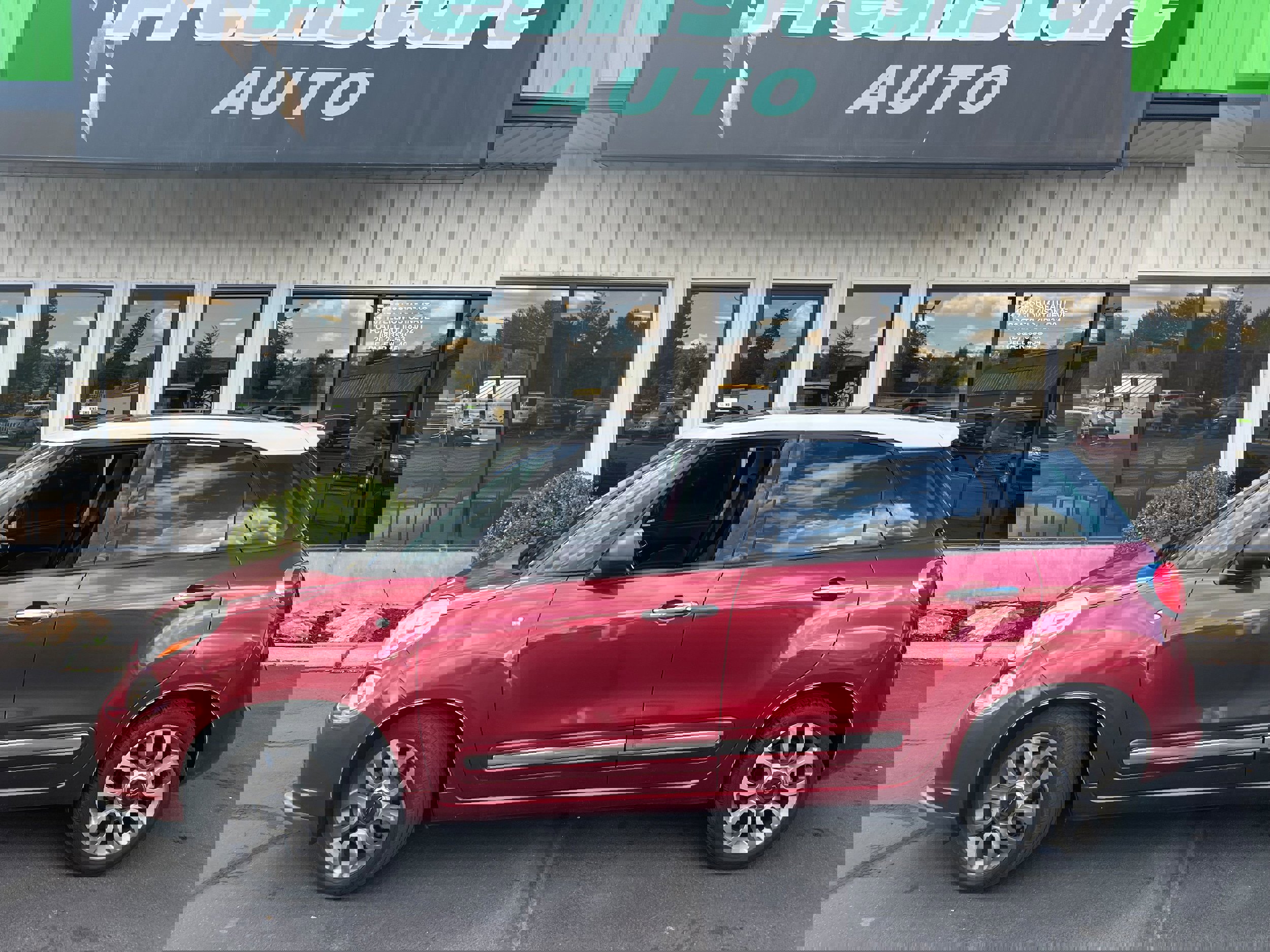 Used 2014 FIAT 500L Lounge w/ Mutually Exclusive Package