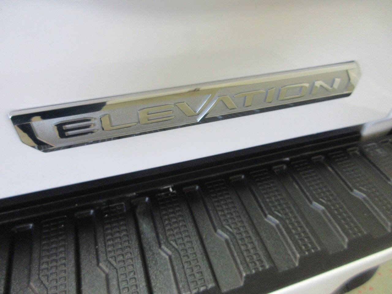 Used 2021 GMC Sierra 1500 Elevation w/ LPO, Elevation Black Package image 24