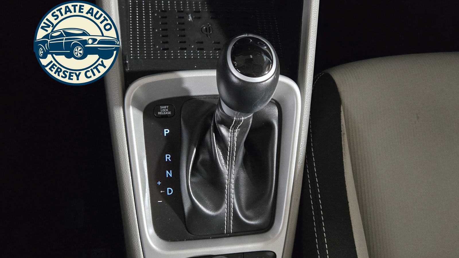Used 2026 Hyundai Venue SEL FWD image 18