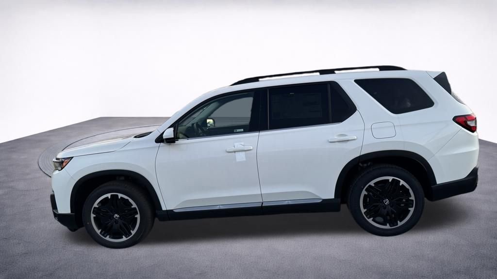 New 2026 Honda Pilot Touring image 5