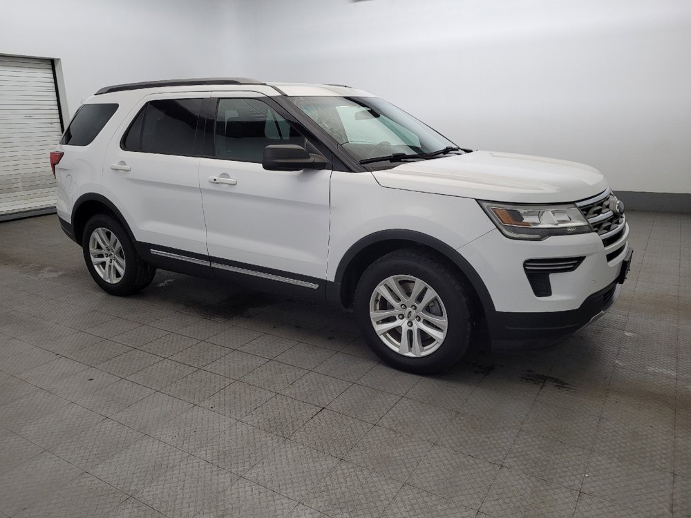 Used 2018 Ford Explorer XLT image 11