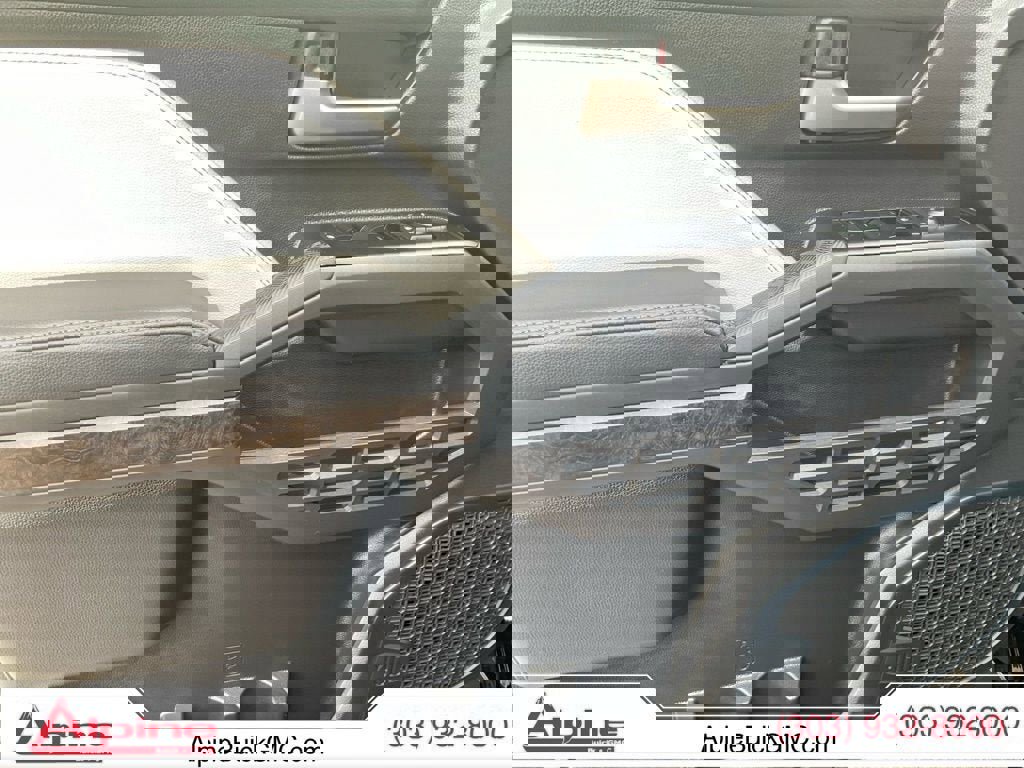 Used 2024 Toyota Tacoma Limited image 18