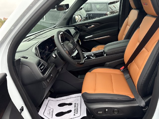 New 2027 Chevrolet Traverse Z71 w/ Enhanced Driving Package AWD/4WD image 9