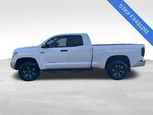 Used 2015 Toyota Tundra SR5 w/ SR5 Upgrade Package image 4