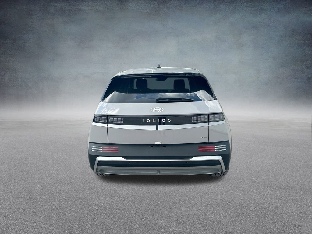 New 2025 Hyundai Ioniq 5 SE image 30