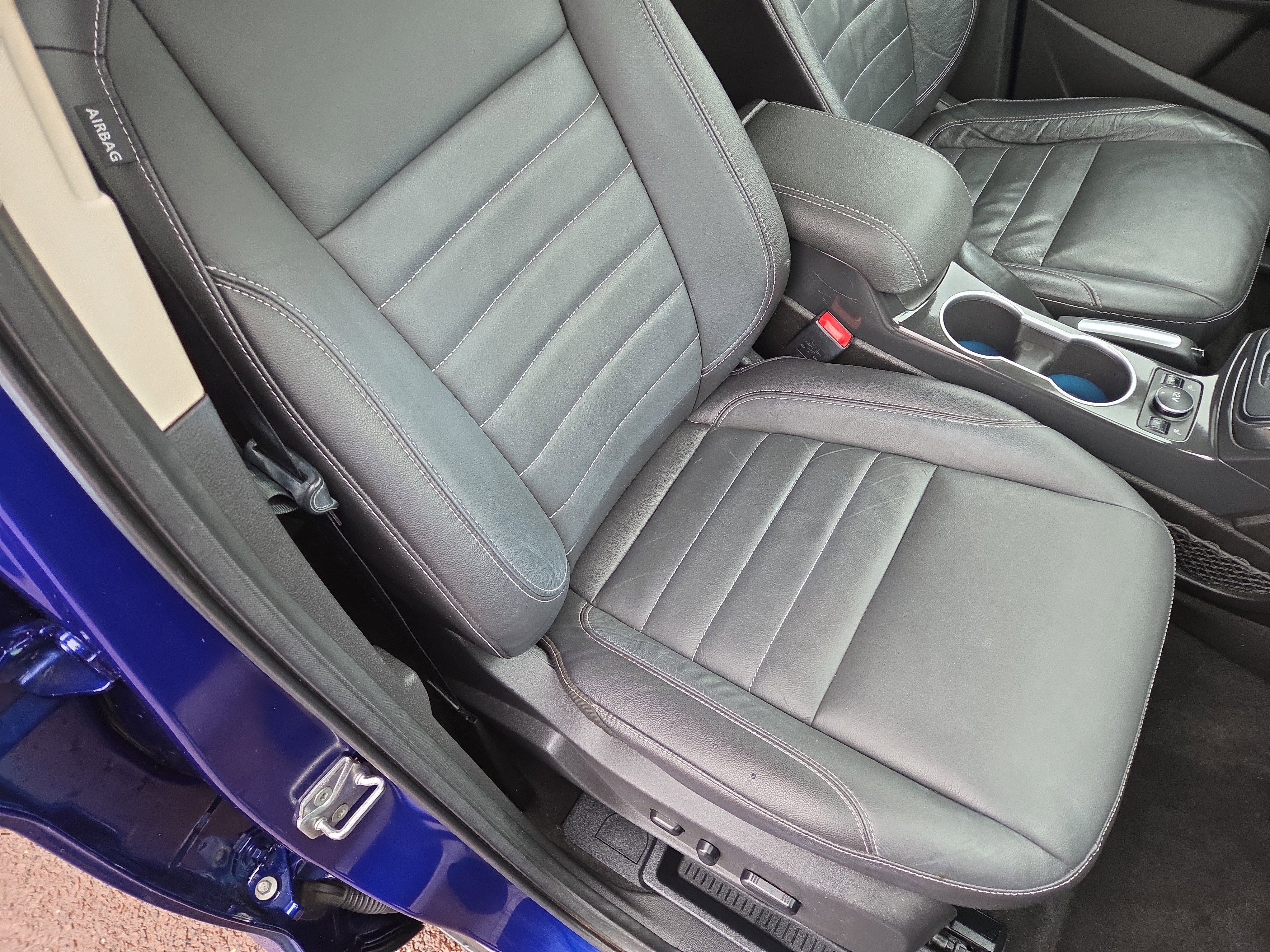 Used 2016 Ford Escape Titanium image 16