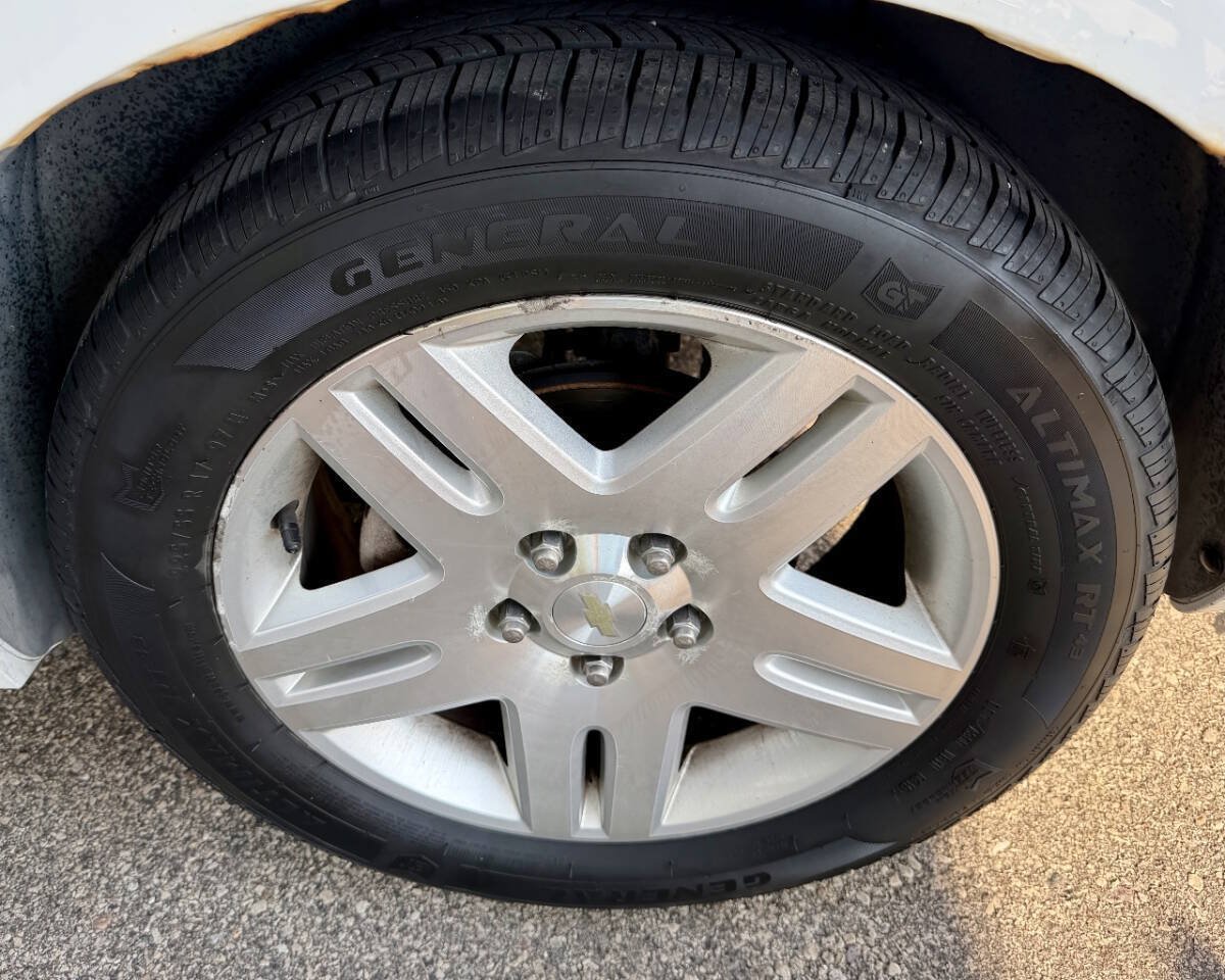 Used 2012 Chevrolet Impala LT w/ LT Sunroof Package FWD image 14