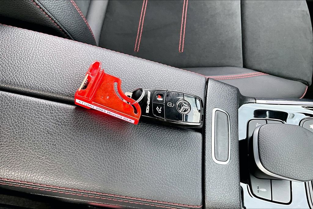 Used 2023 Mercedes-Benz GLA 35 AMG 4MATIC image 33