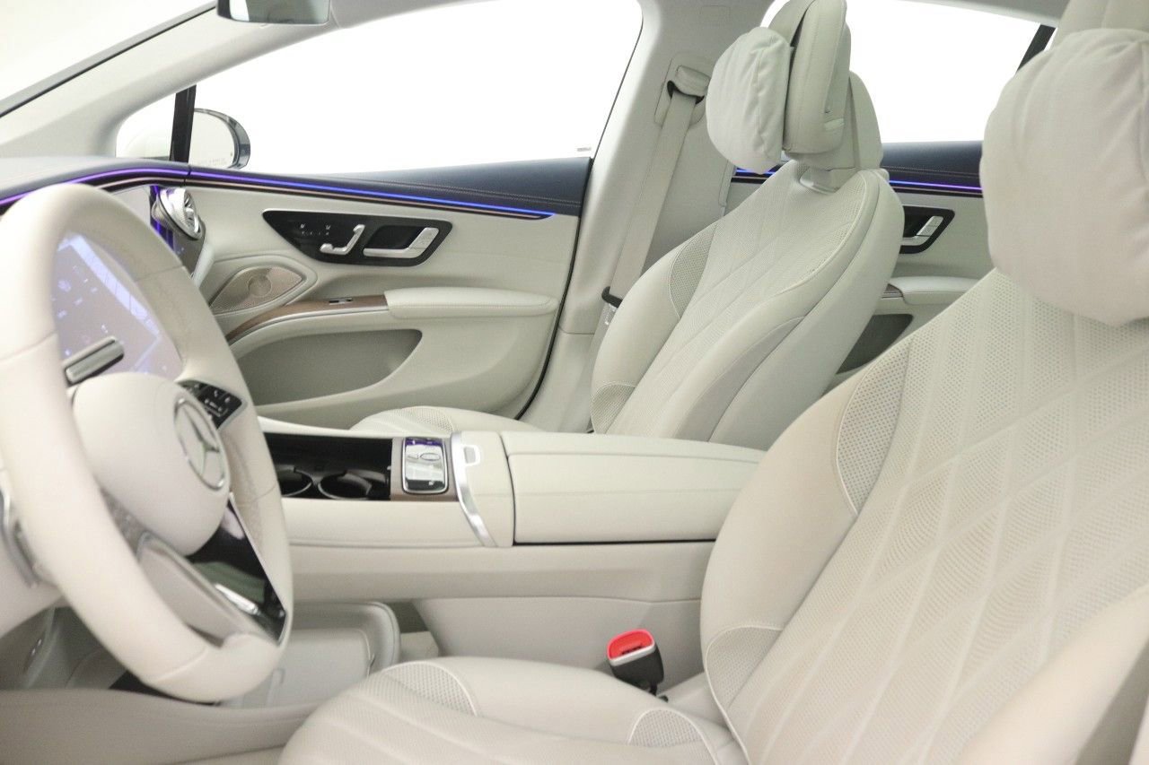 Certified 2023 Mercedes-Benz EQS 580 4MATIC Sedan image 33