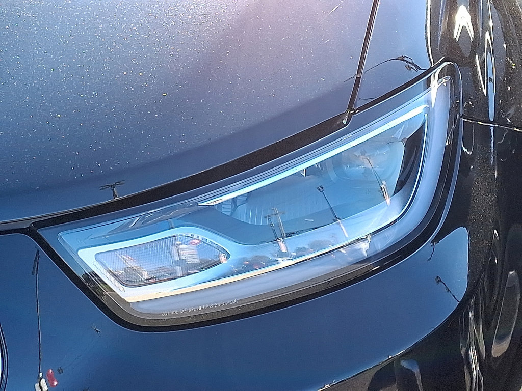 New 2026 Chrysler Pacifica Select image 3