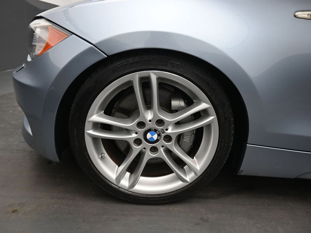 Used 2012 BMW 135i Convertible image 42