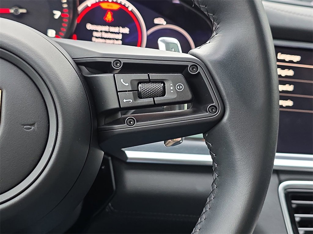 Used 2023 Porsche Panamera 4 Platinum Edition image 21