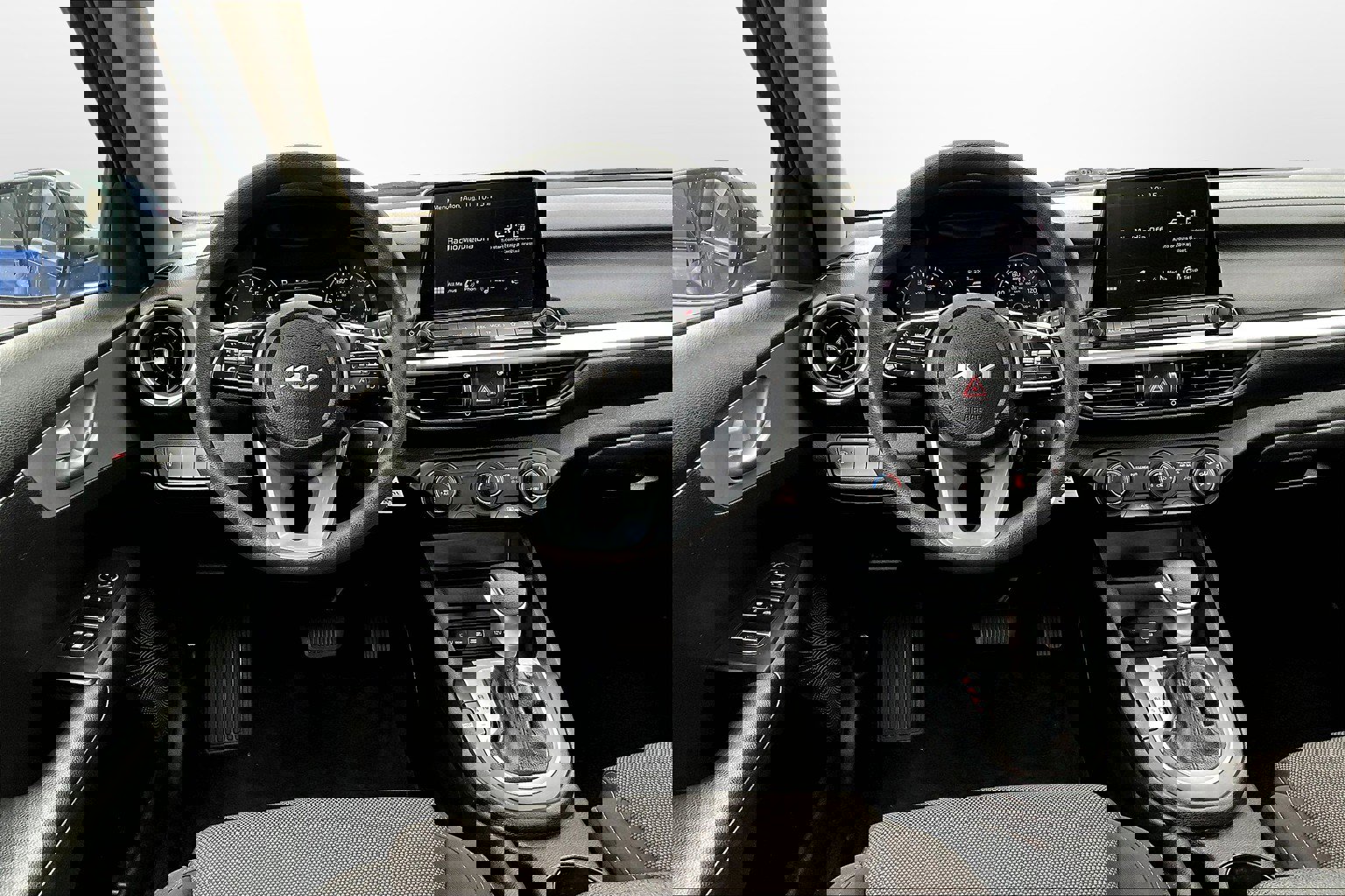 Used 2023 Kia Forte LXS image 5