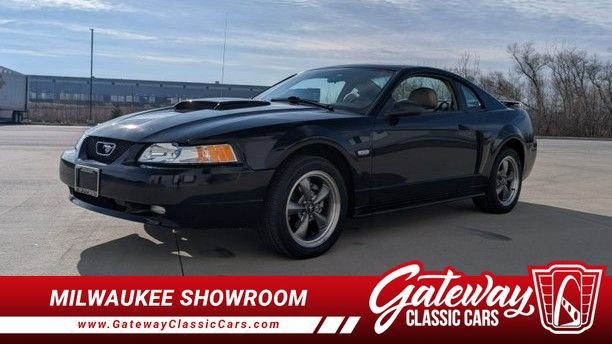 Used 2003 Ford Mustang GT RWD video 1