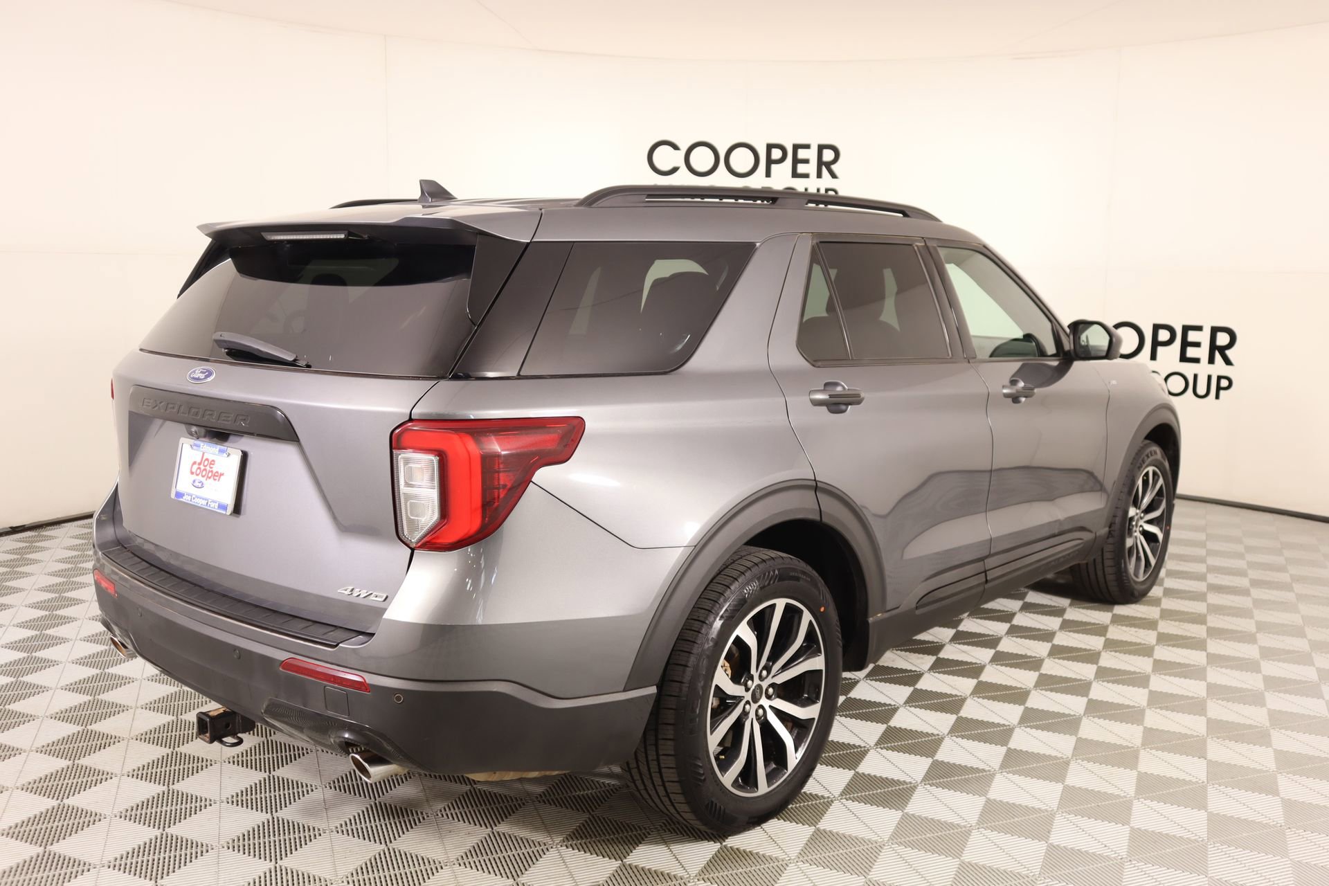 Used 2022 Ford Explorer ST-Line AWD/4WD image 22