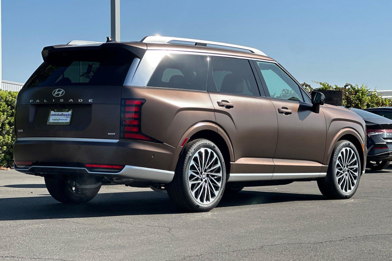 New 2027 Hyundai Palisade Calligraphy AWD/4WD image 3